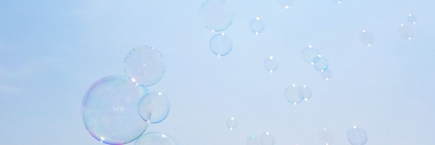 Tammy, dreamy floaty-thing🌛✨️🌦🌈 banner