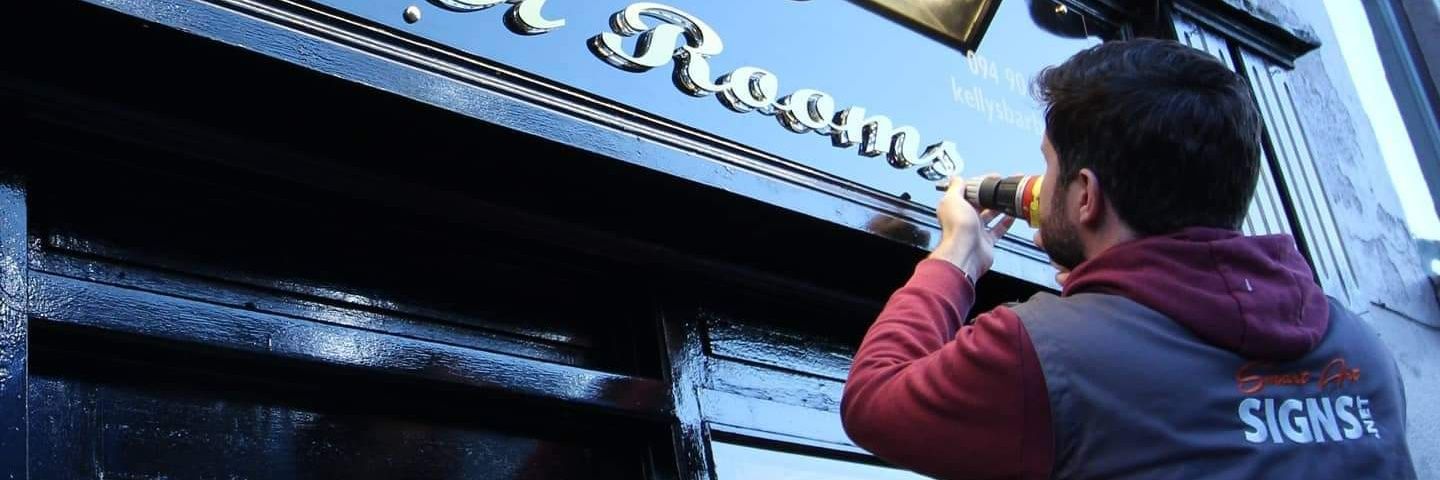 Smart Art Signs banner