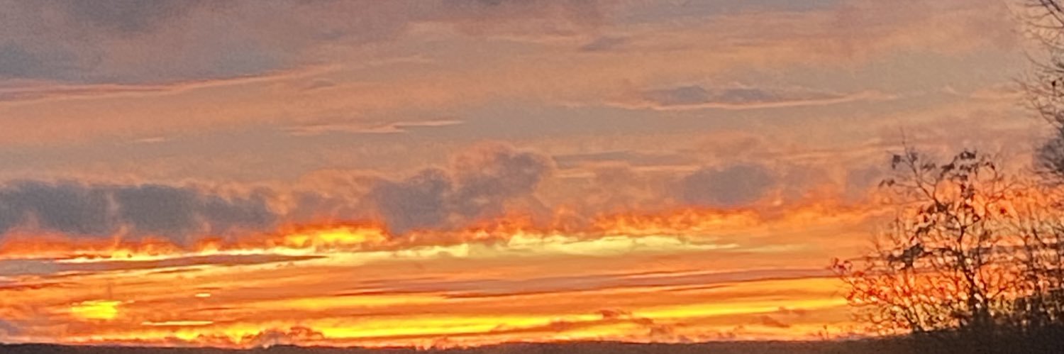 em83077's profile banner image