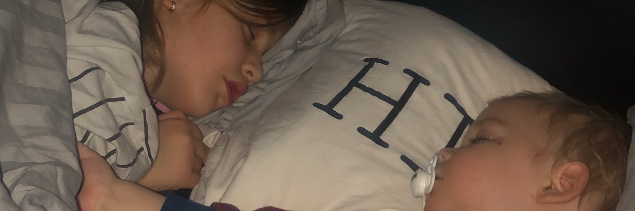 lenamariaar's profile banner image