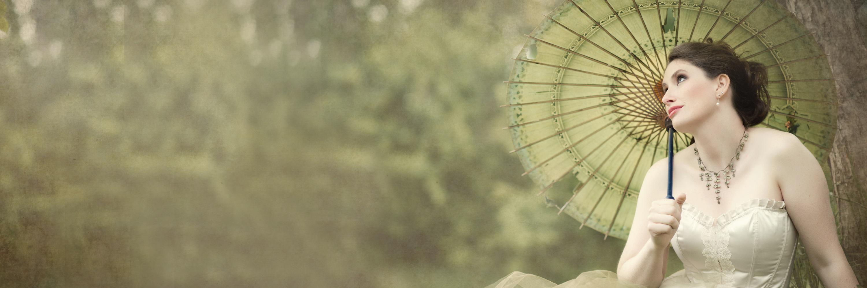 TheDailyGlam's profile banner image