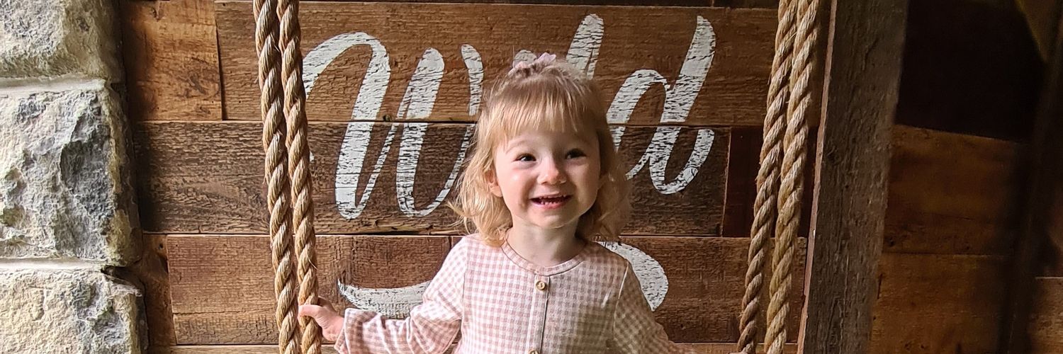 littleandooo's profile banner image