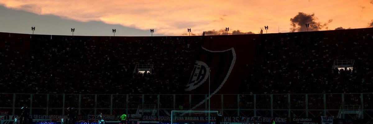 FloraDiz's profile banner image