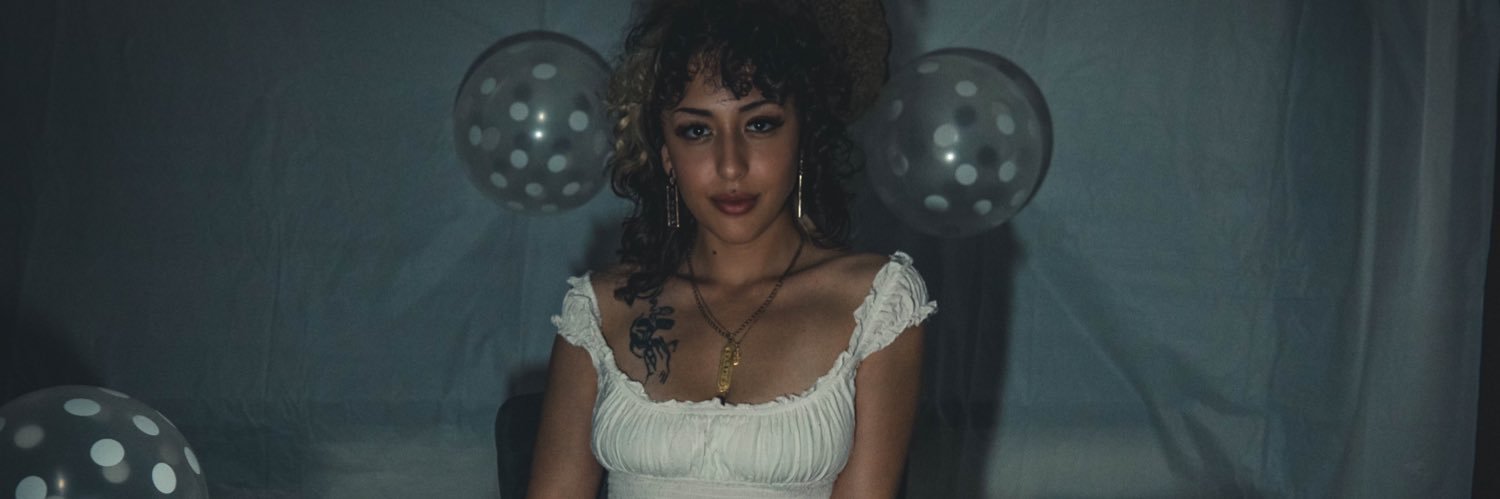 DesFuller's profile banner image