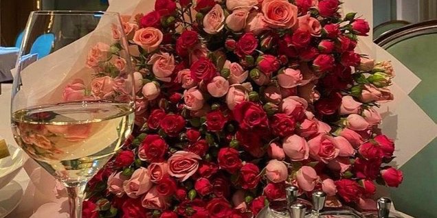 AriAmor_'s profile banner image