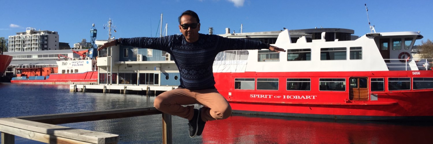smillyas's profile banner image