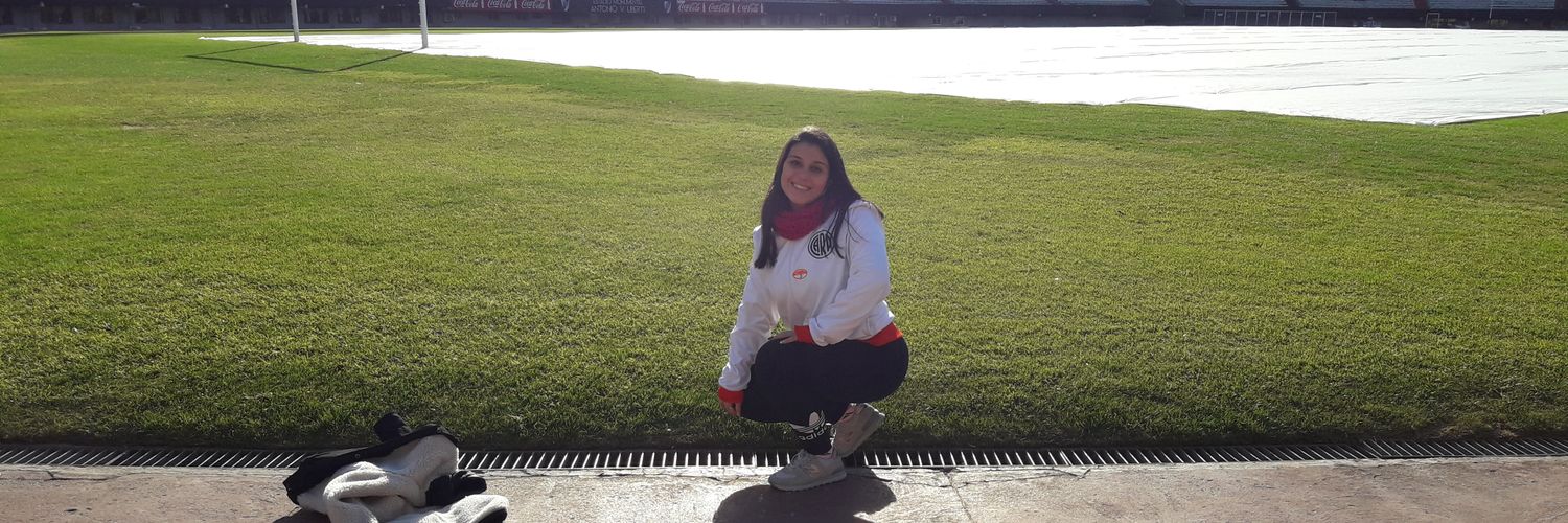 MeeeeeeLaaaa's profile banner image