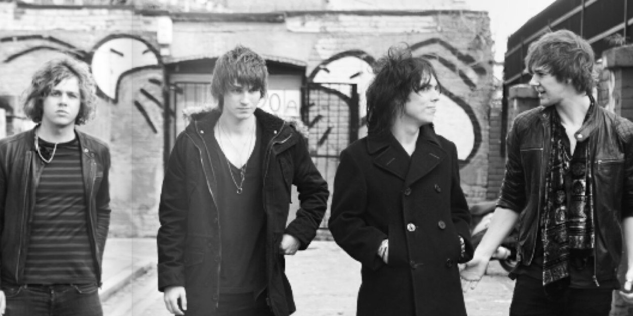 The Struts L America banner