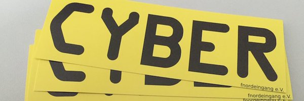 xu_white Profile Banner