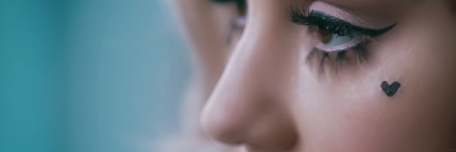 chrissycsincera's profile banner image