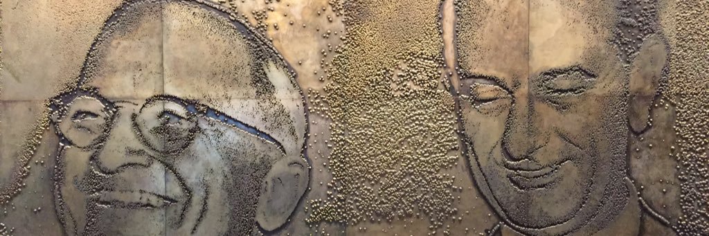 Dee Jaye 🐝 🇺🇦 banner