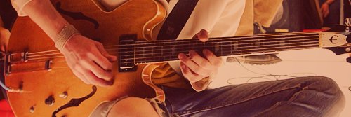 Camarade Bourgeois banner