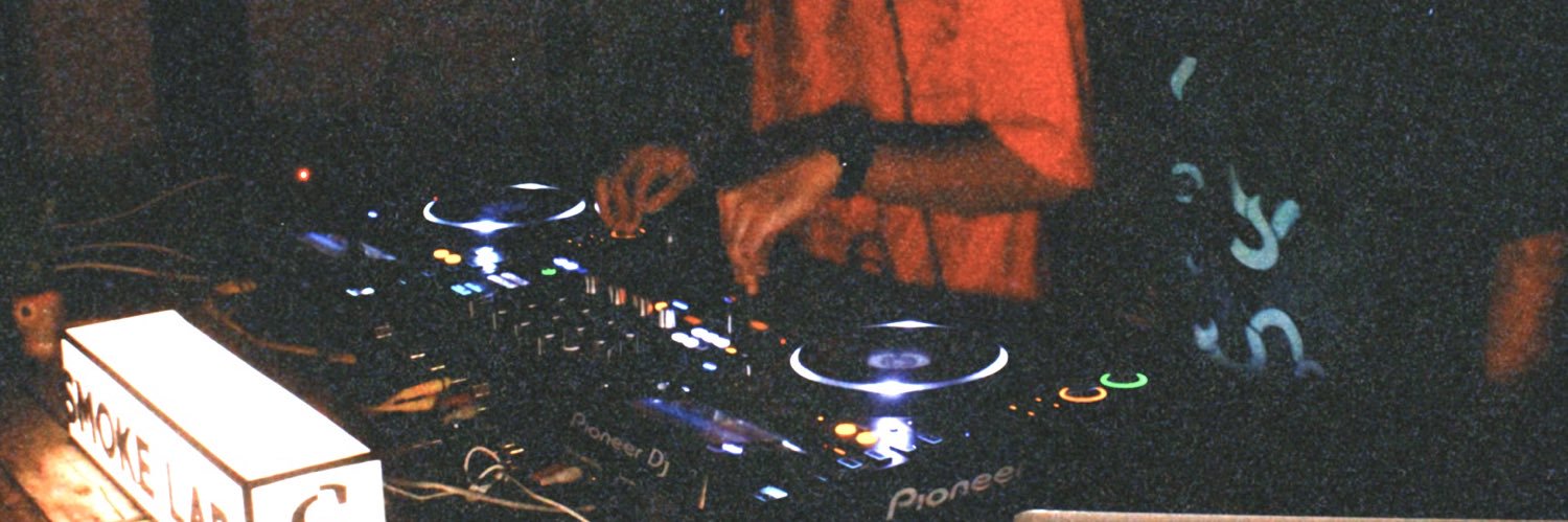vibesine's profile banner image