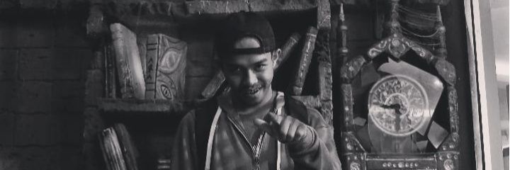 ribuan orang lainnya banner