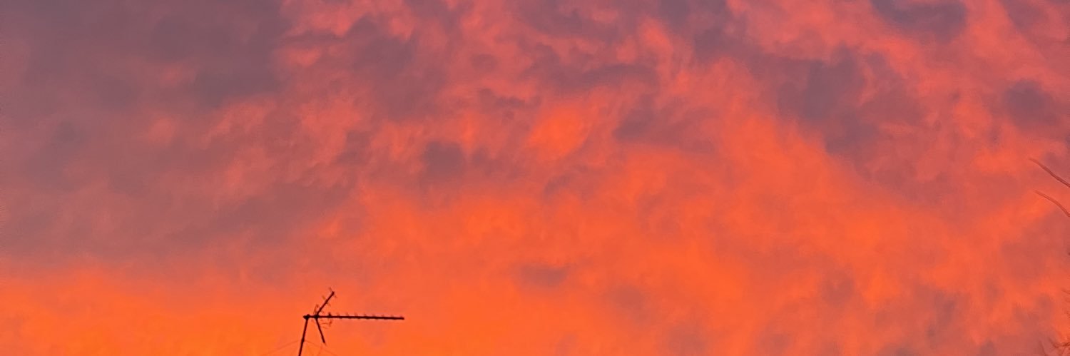 GiuliVelasquez's profile banner image