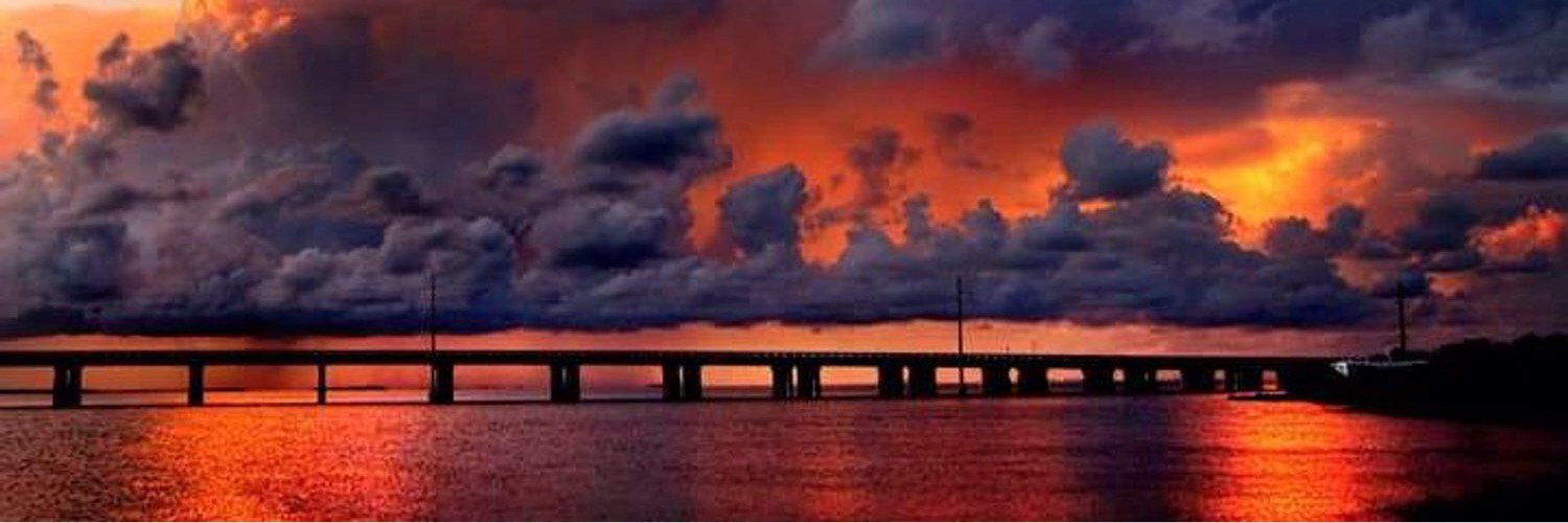 555_hctor's profile banner image