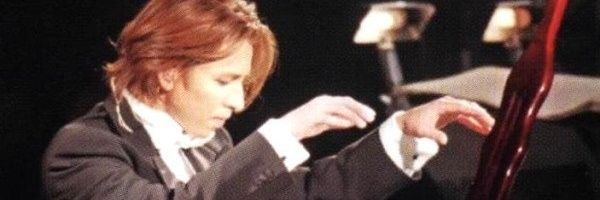 AskaEri's profile banner image