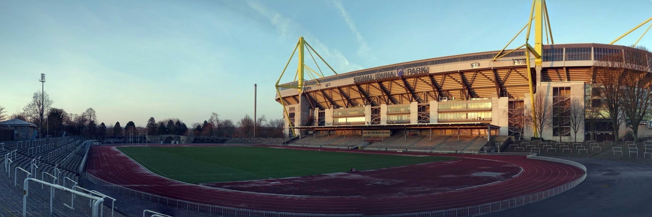 Caroline @keyflake.bsky.social banner