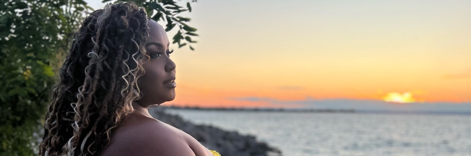 jess_leandra's profile banner image