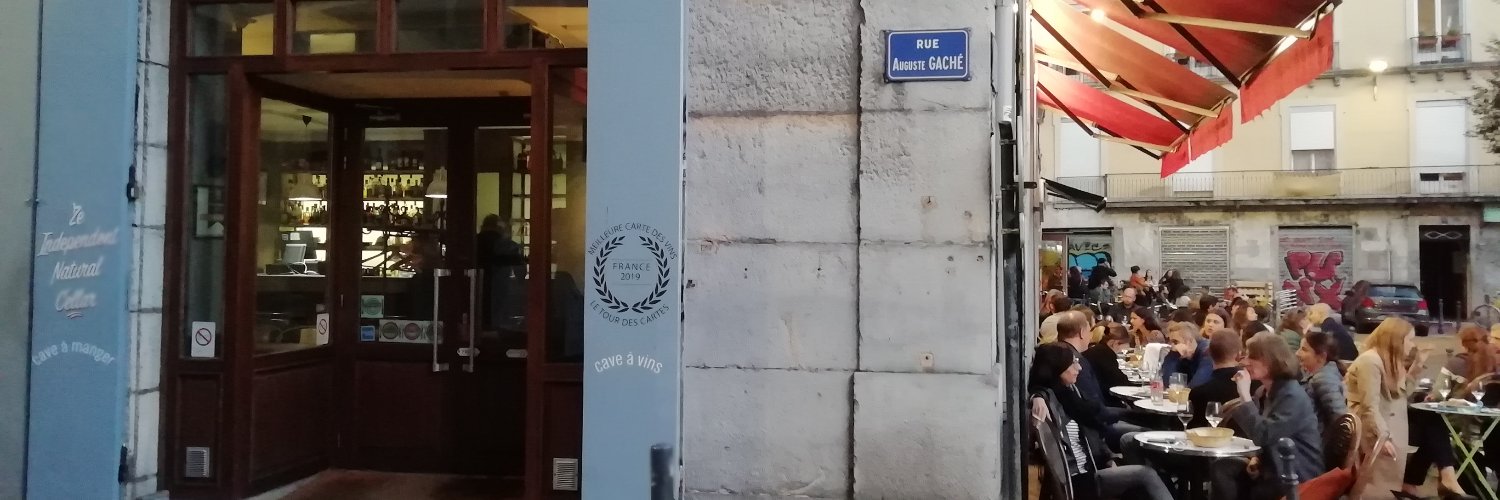 lezincbar_cave's profile banner image