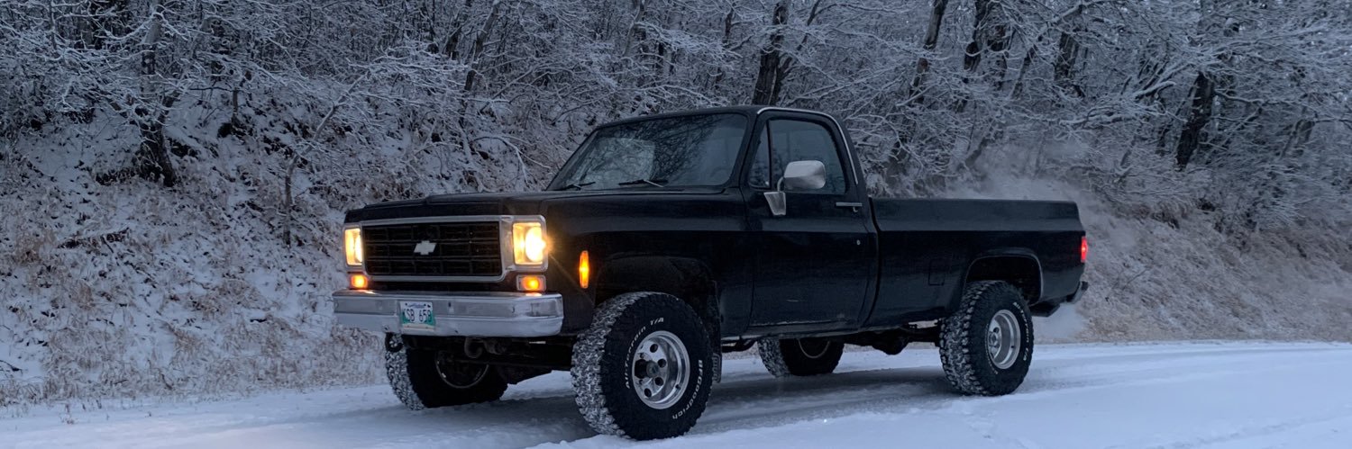 alexdevloo's profile banner image