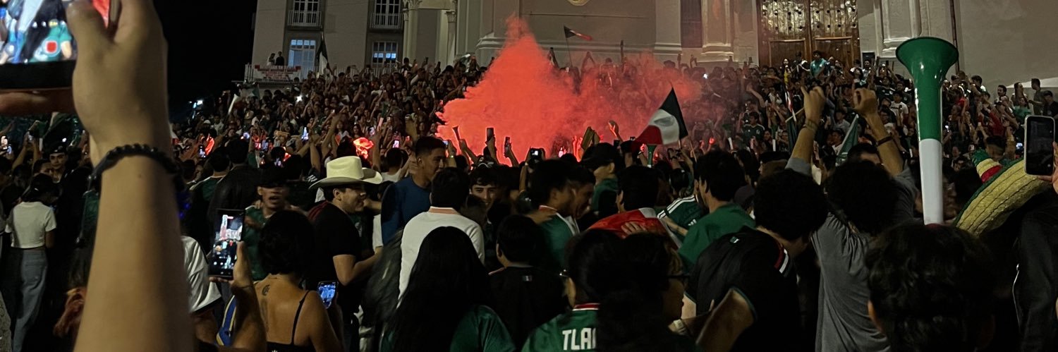DanielaOsorio_'s profile banner image