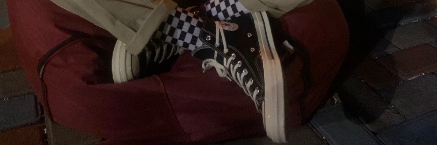 idhamprsty_'s profile banner image