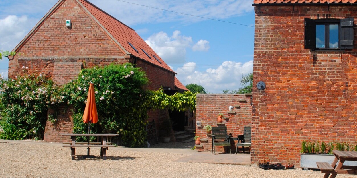 Unique Cottage banner