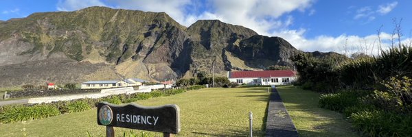 Piquer Profile Banner