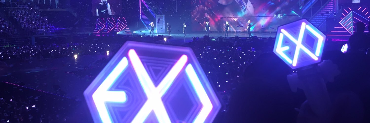 ฟีฟี่ banner