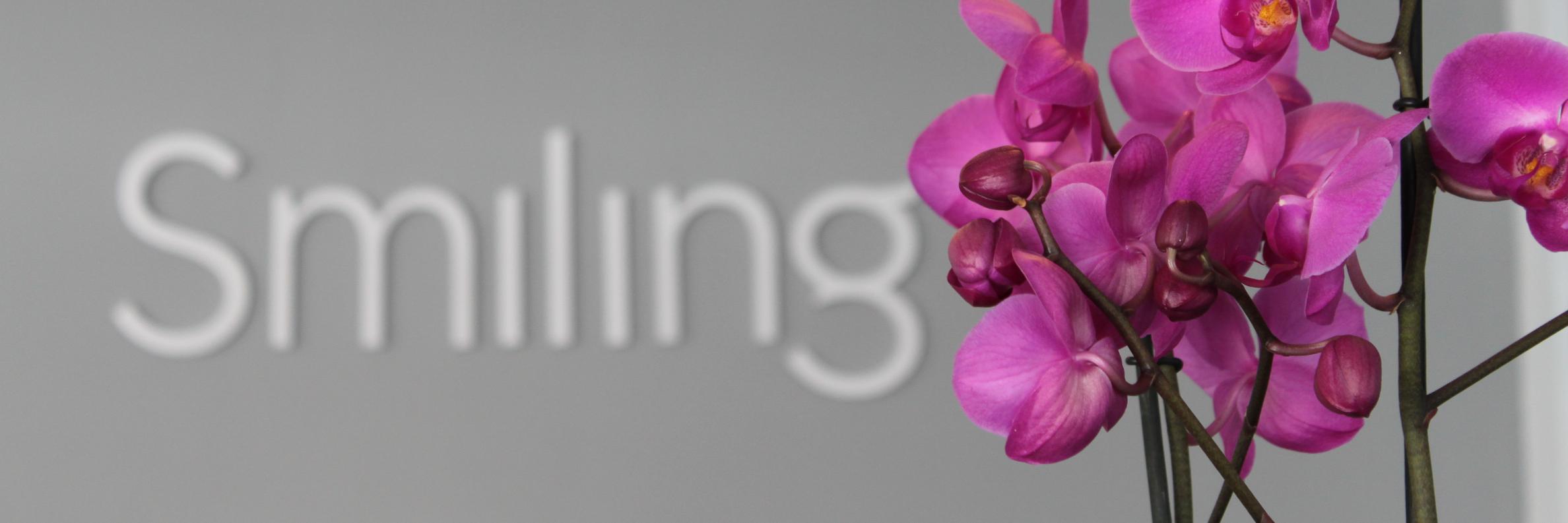 SmilingClinica's profile banner image