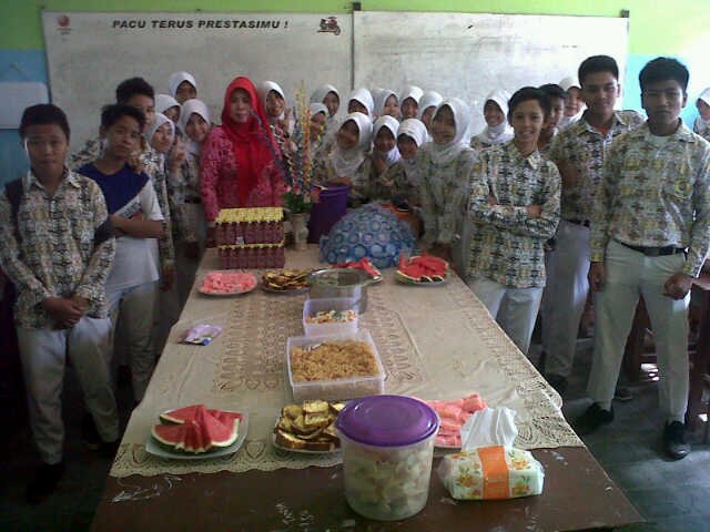 9b banner
