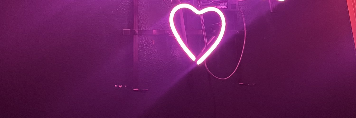 cutethanggg's profile banner image