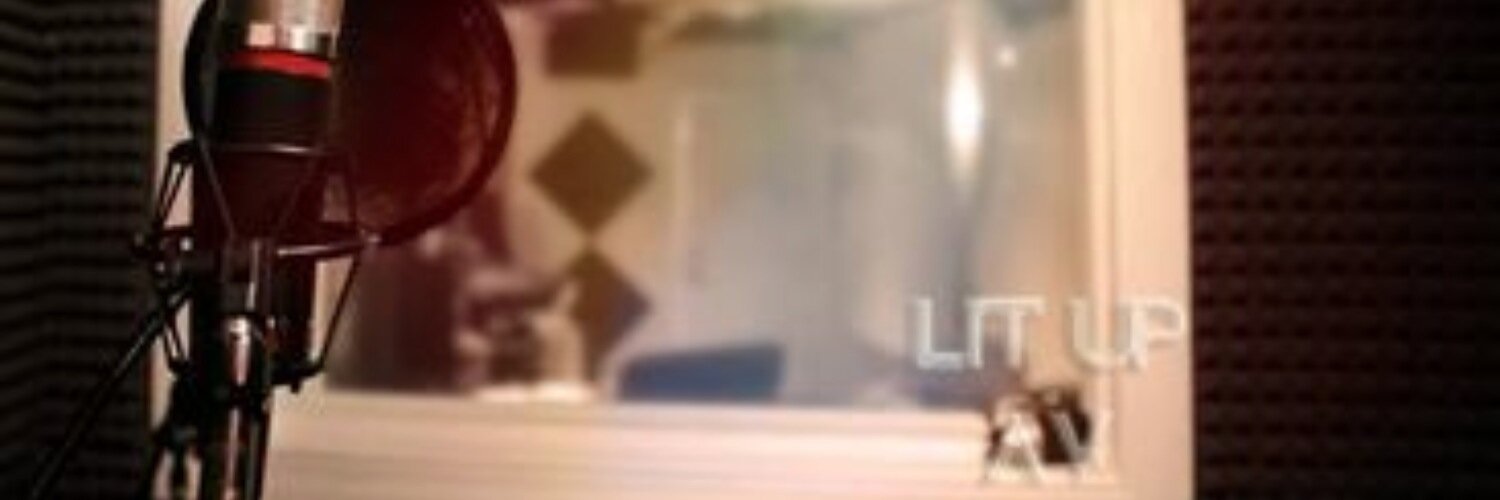 Lit_Up_Av's profile banner image