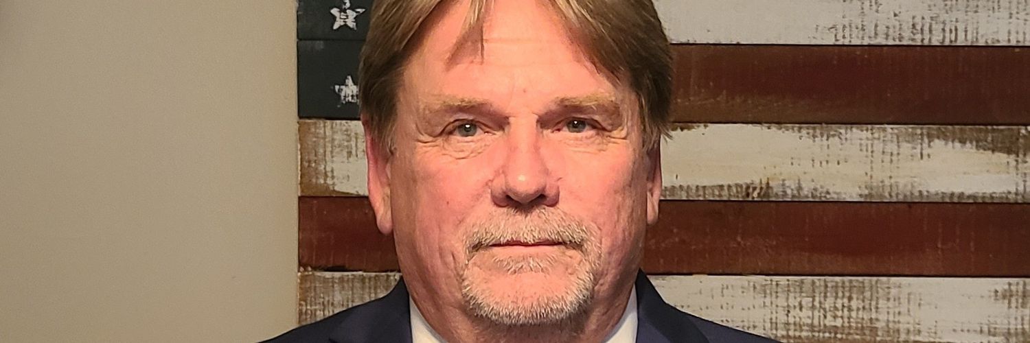 Michael Wade 🍊🇺🇸 banner