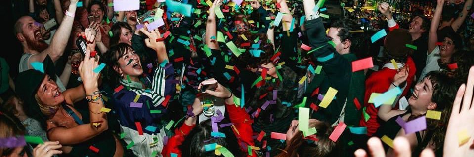 Quarter presents banner