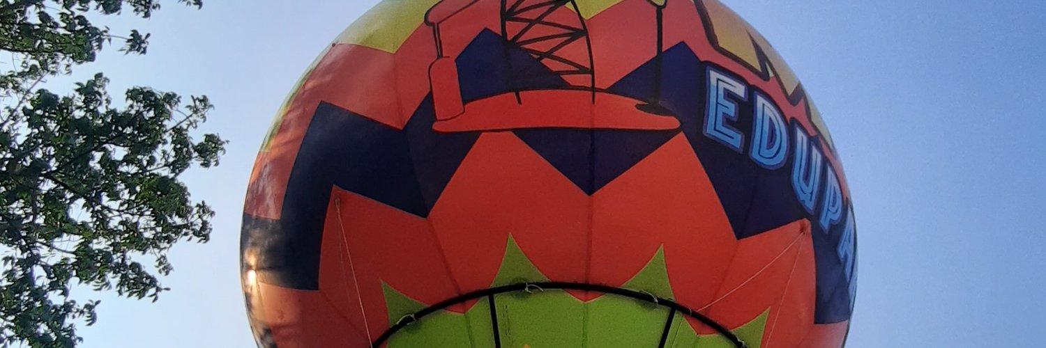Rockminni's profile banner image