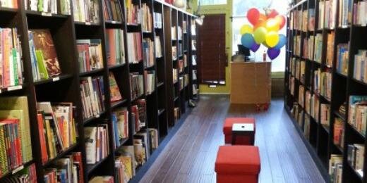 MoppsBooks's profile banner image