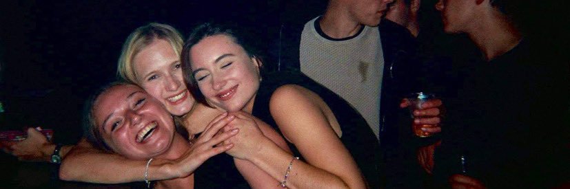 Charlottesarren's profile banner image