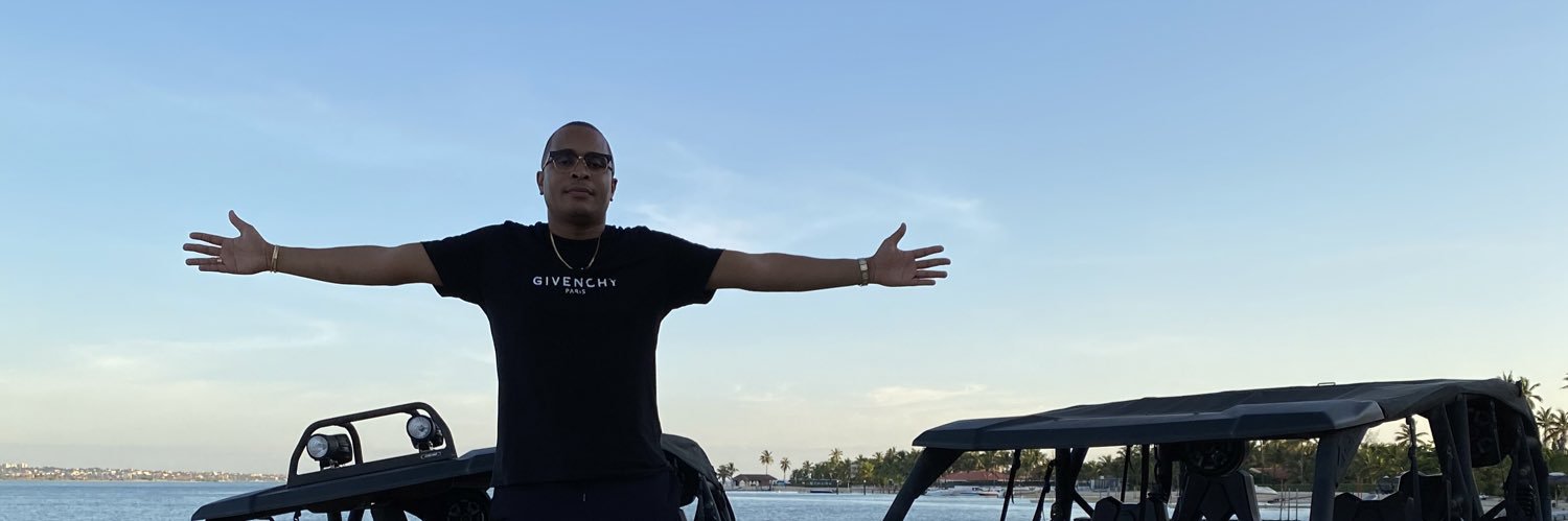 EChabango's profile banner image
