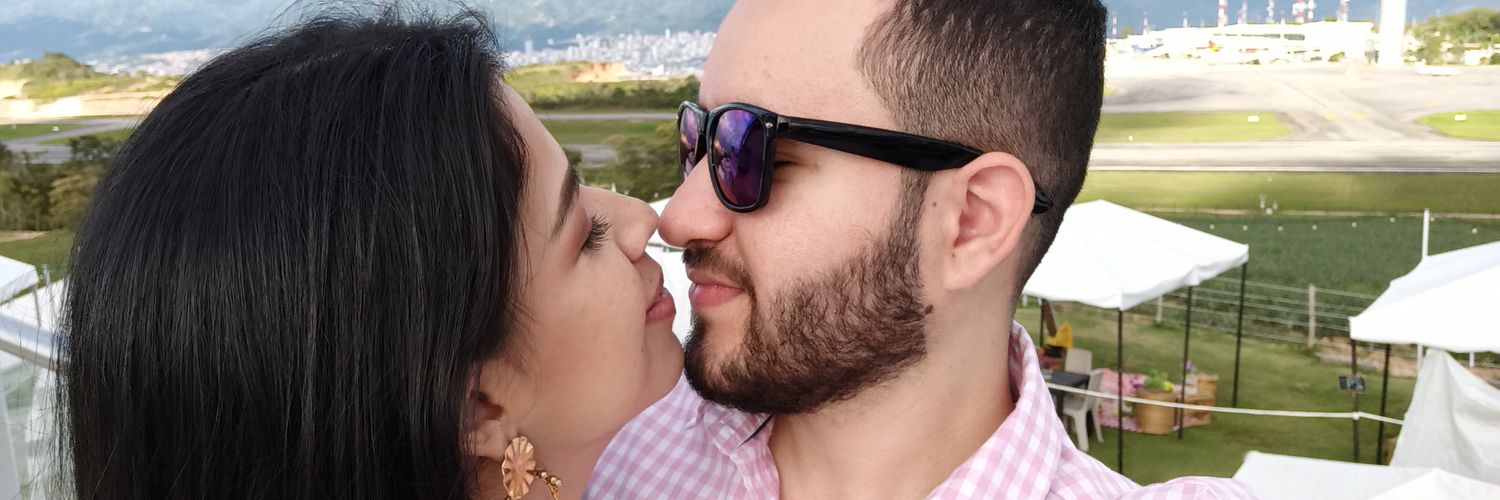AngieCaroR's profile banner image