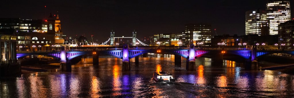 robrviz's profile banner image