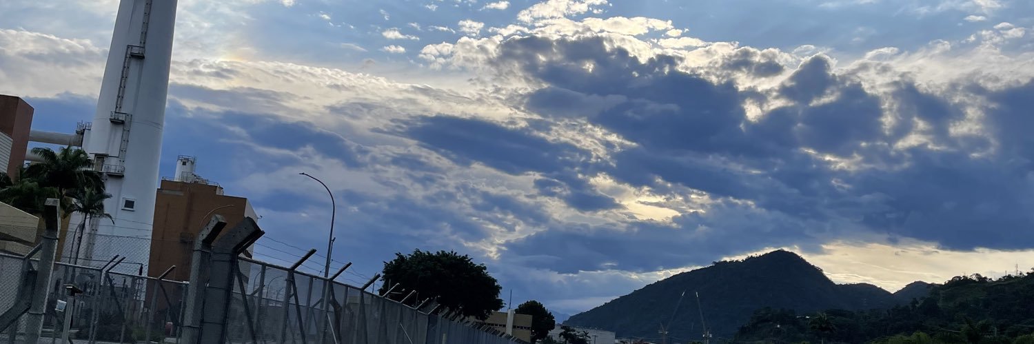 gui_wrld's profile banner image