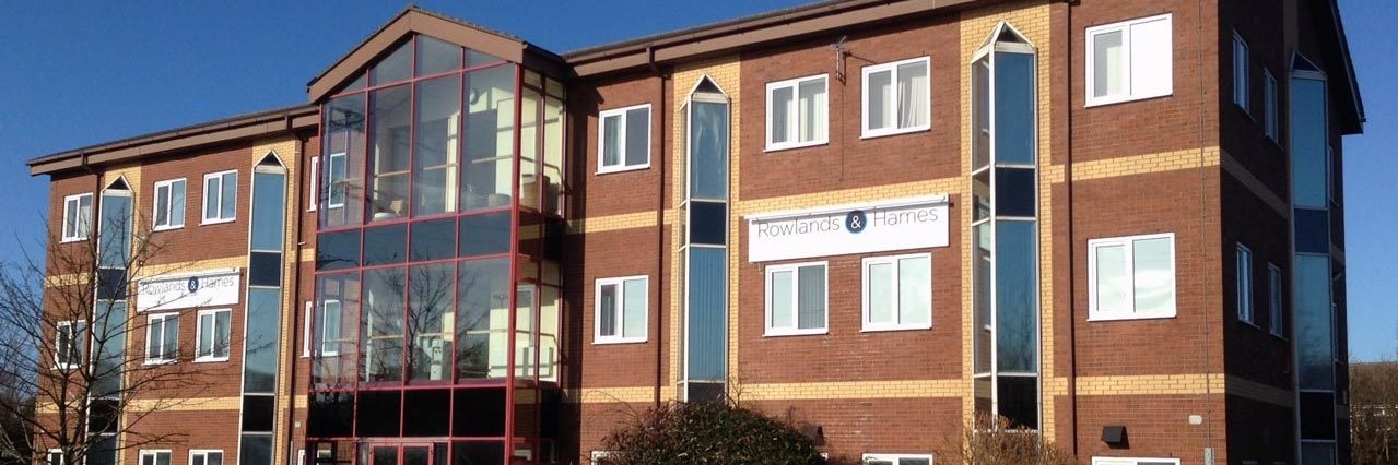 R&H Insurance Broker banner