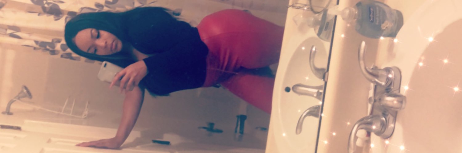 moecheeks_'s profile banner image