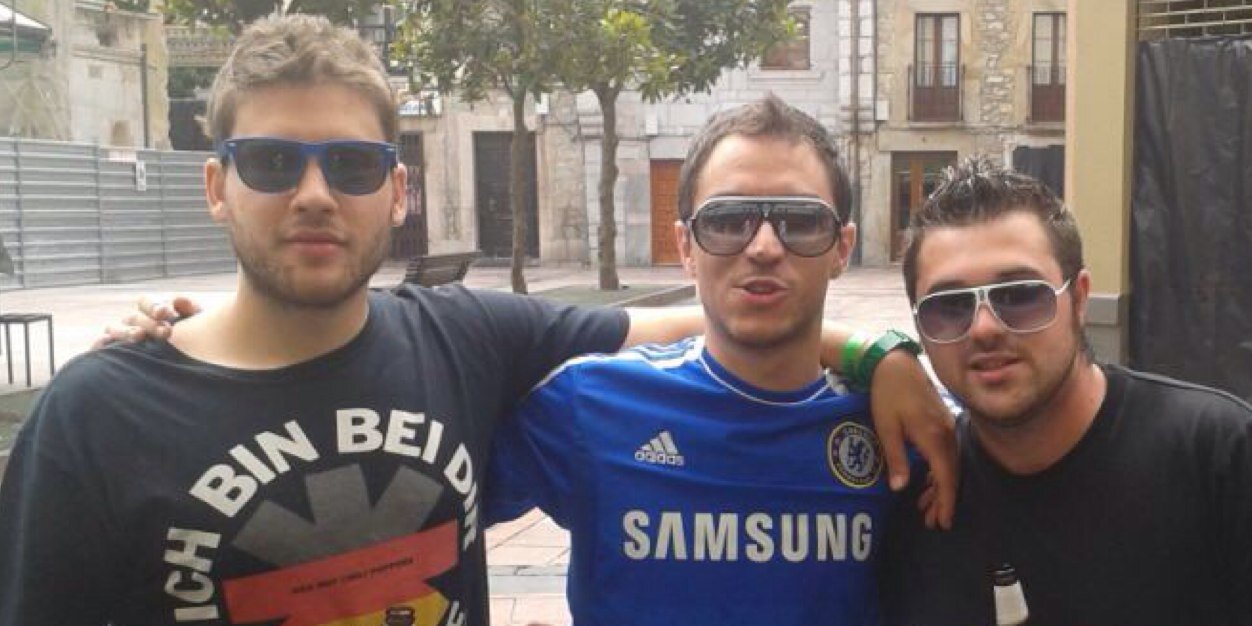 cph1095's profile banner image