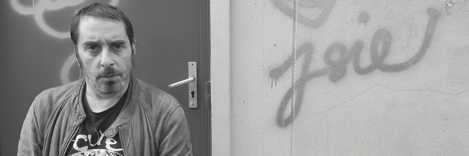 ronibarro's profile banner image
