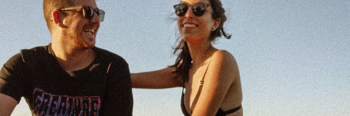 abriloural's profile banner image