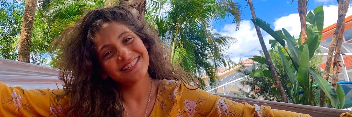 simplyantonella's profile banner image