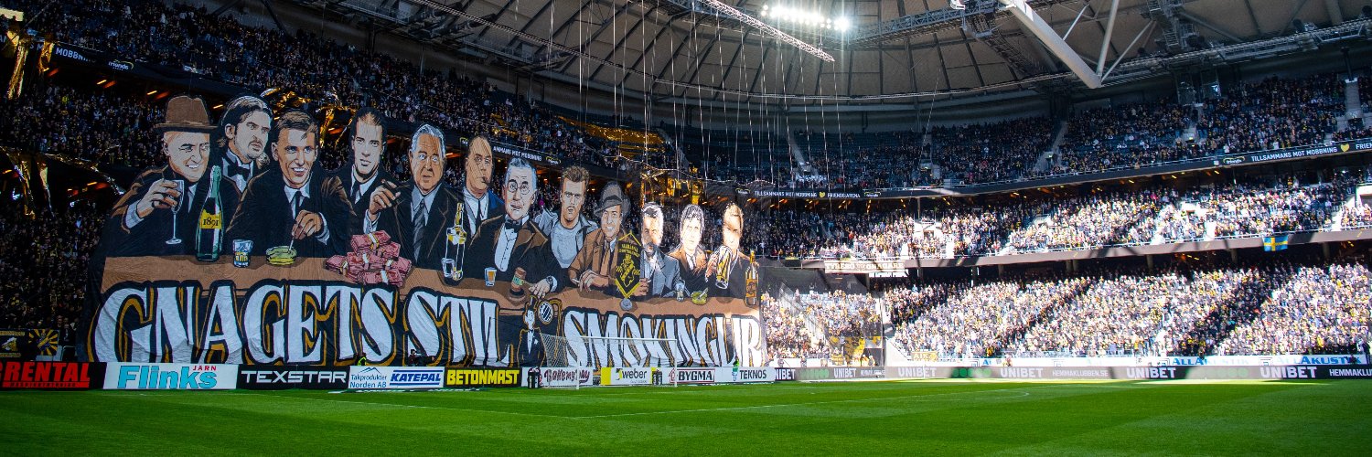 Strand banner